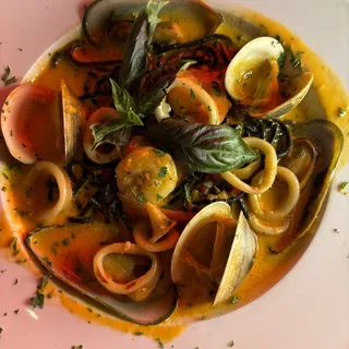 Seafood Pasta with lobster Sauce