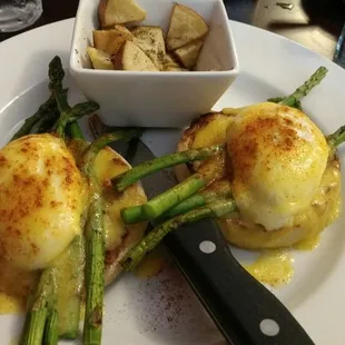 Asparagus Benedict