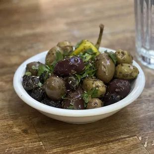 Olives w/ Sesame Za&apos;atar