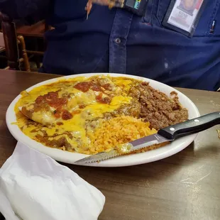 a plate of mexican food