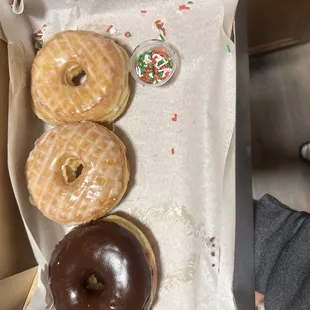 This is the glazed donut and chocolate  donut