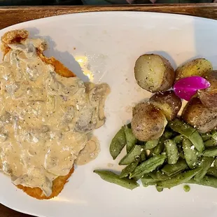 Pollo Sugo Di Funghi