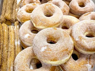 Rosas Pasteleria Y Panaderia