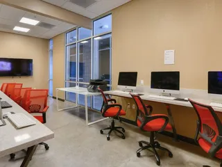 Seasons Apartments