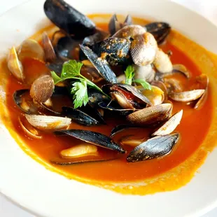 Clams &amp; mussels