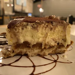 Tiramisu Cake