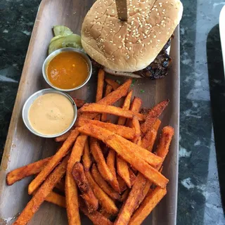 Pulled Lamb Burger