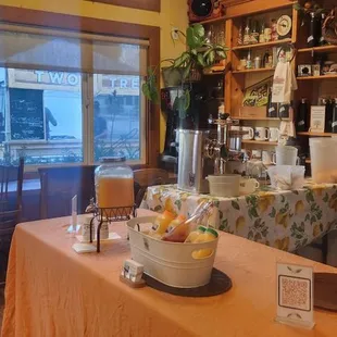 Fresh squeezed orange juice