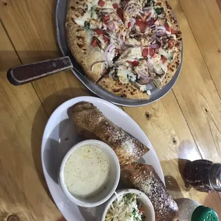 Chicken pesto flatbread