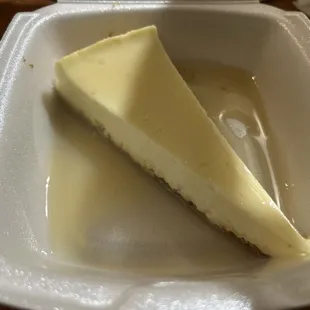 The portion is way too small. Had the white chocolate sauce. Sauce was ok. Nothing special about this dessert.