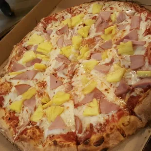 Hawaiian Pizza