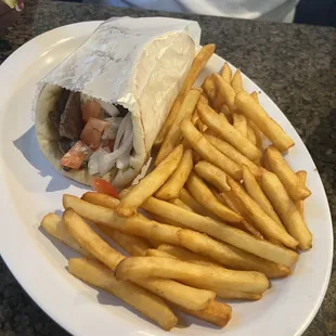 Gyro sandwich