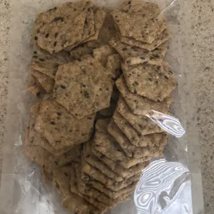 Crackers that goes with the Charcuterie sets