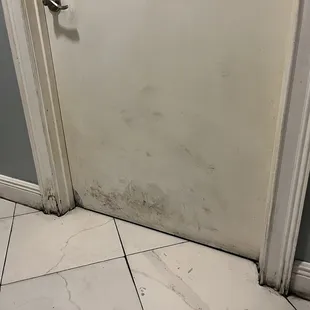 Nasty bathroom