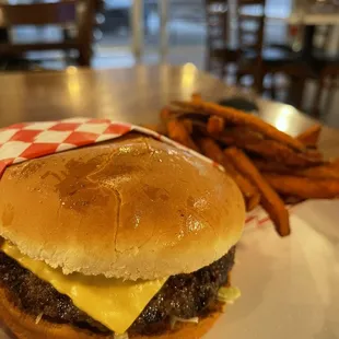 Jalapeno Cheeseburger and sweet potato fries