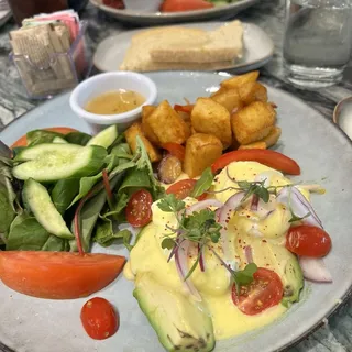 Avocado Eggs Benedict