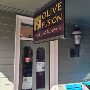 Entrance tucke away around a corner