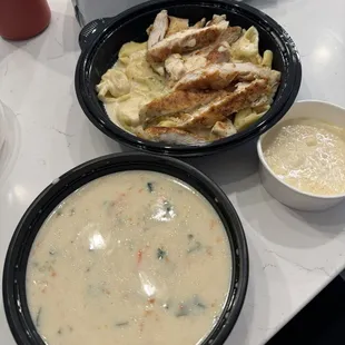 Chicken &amp; Gnocchi Chicken Tortelloni Alfredo  Never Ending Dipping Sauces for Breadsticks