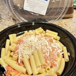 Five Cheese Ziti al Forno I received, hardly the same thing :(