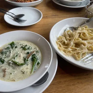 Zuppa Toscana and Fettuccine Alfredo