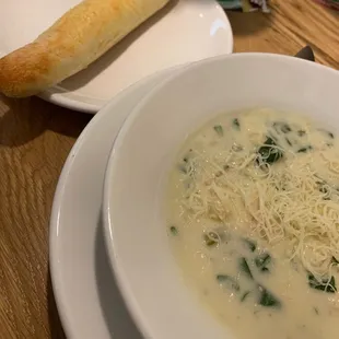 Never Ending Soup, Salad &amp; Breadsticks