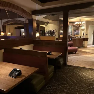 sushi and sashimi, interior