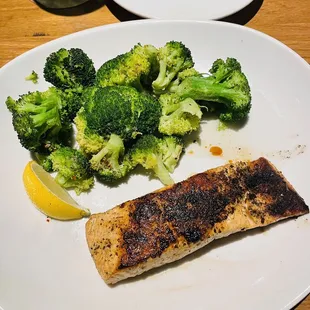 grilled seafood, food, fish, seafood, grilled fish