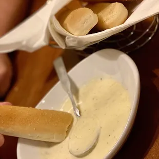 Always ask for a boat of Alfredo with your breadsticks. Amazing!