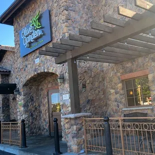 Riverside has the BEST looking Olive Garden.