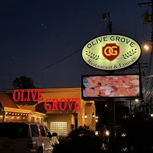 the outside of the restaurant