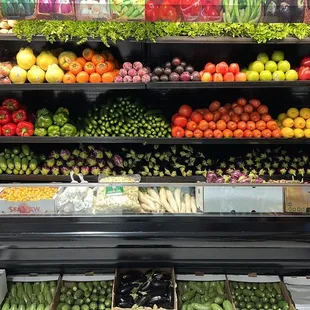 the produce section of a grocery store