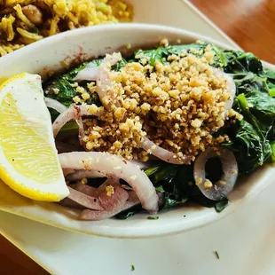 Spinach with onion, walnut, &amp; lemon