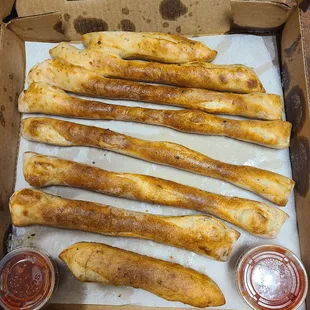 Breadsticks with absolutely no cheese on them