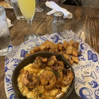 NOLA Shrimp & Grits