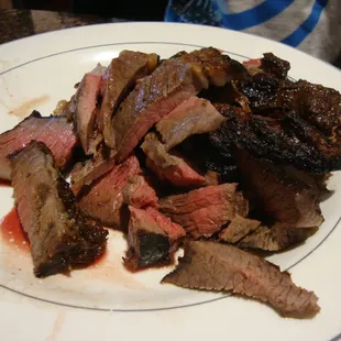 the guy in charge of the meats is REALLY GENEROUS beware!