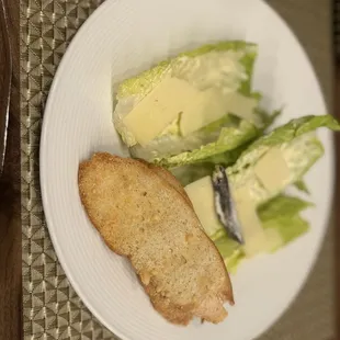 Caesar salad with white anchovies