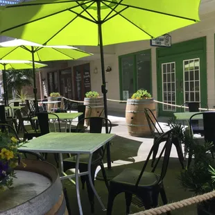 Enjoy our outdoor seating area !!