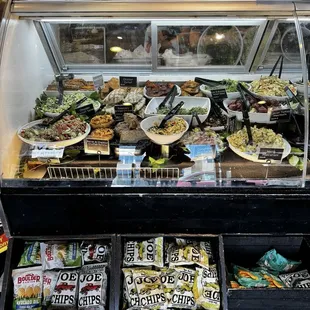 salads, interior