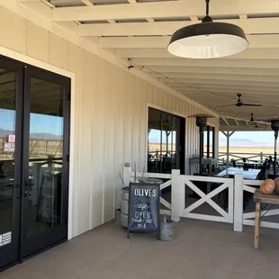 Entry to the restaurant and shop