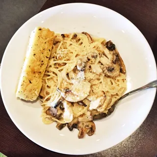 Chicken Alfredo