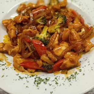 a plate of chinese food