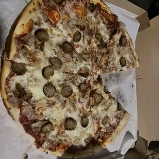 Traditional Gyro Large cheese 16 inch