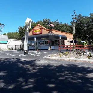 outside, pizza