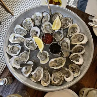 $1 oysters happy hour