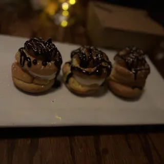 Profiterolles