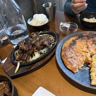 BBQ Short Ribs (Rice Included)