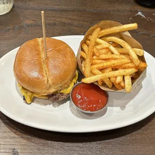 Hobbes Burger