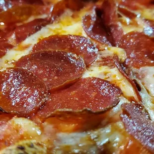 Double peperoni pizza.