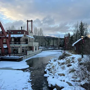 Ollie's on the lake!