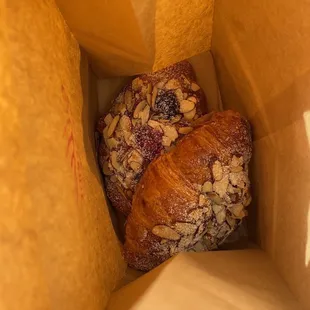 Berry Almond